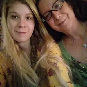 Meet your Posher, Suzette